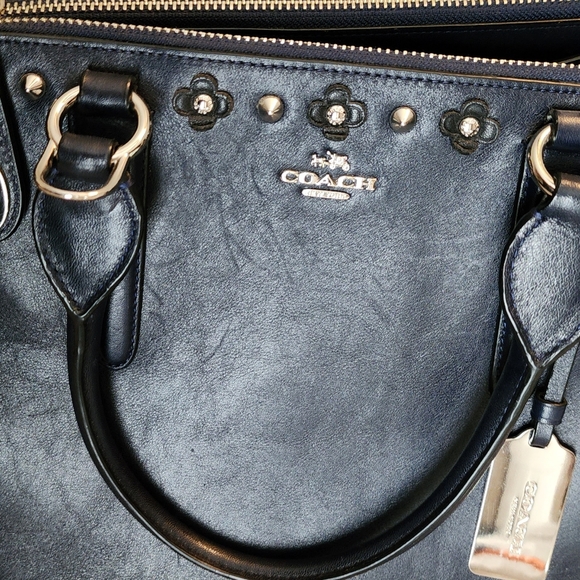 Coach Crosby Carryall F37400 - Picture 3 of 17